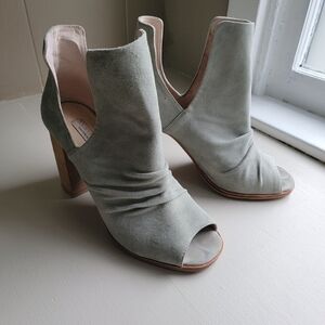 Chinese Laundry, 39 (81/2), Mint Green